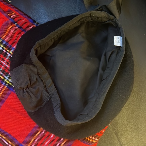Scottish kilt and beret - worn once! - Picture 2 of 3